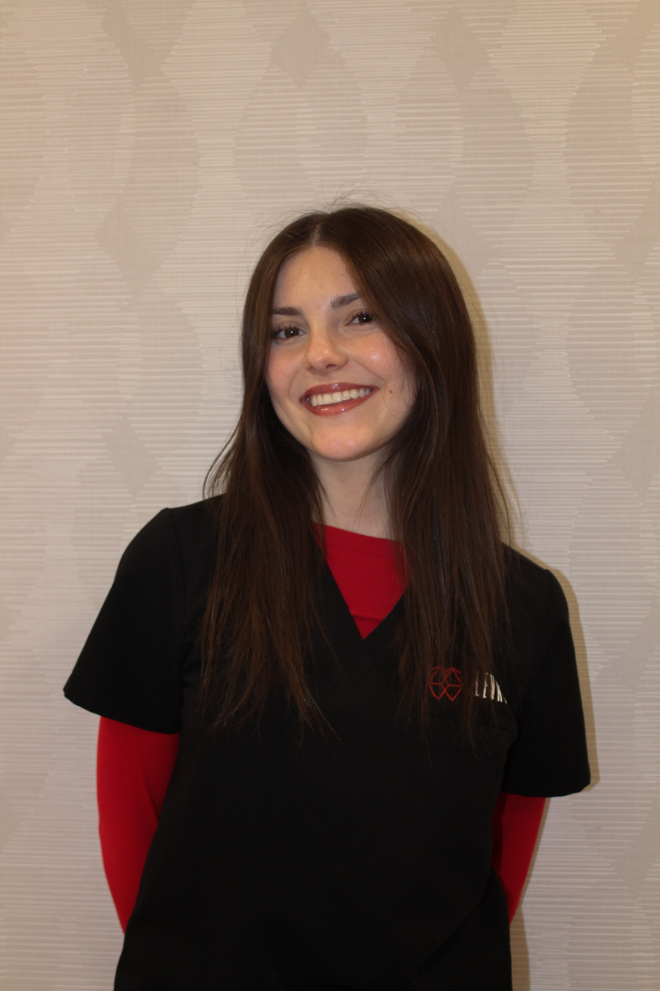 Ella Elevateendo's Dental assistant 